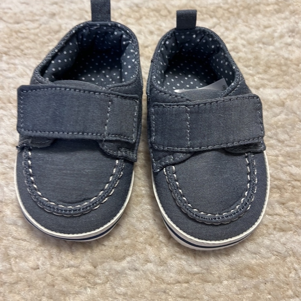 NWOT Carters Baby Boy 0-3 Month Chambray Shoes!
